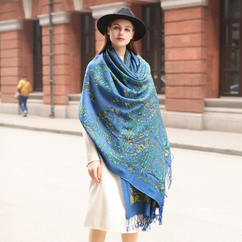 Mesmerising Skies Woollen Shawl