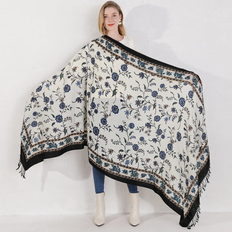 Floral Flavor Woollen Shawl